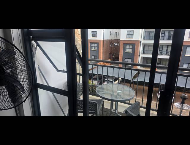 1 BEDROOM APARTMENT FOR SALE IN BLYDE RIVERWALK ESTATE